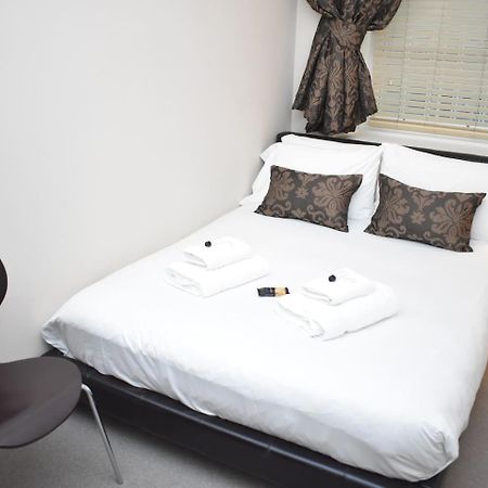 West Port - 2Br In The Heart Of The Old Town Just Off The Grassmarket Единбург Екстериор снимка